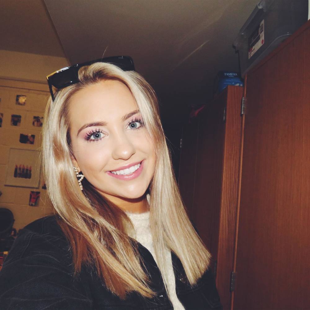 Meet your Posher, Hannah